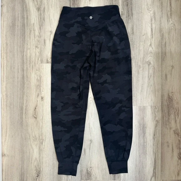 Lululemon Align Jogger 28" Black Camo Size 6 - Picture 2 of 5
